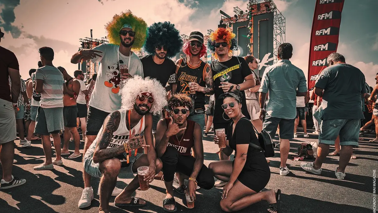 RFM Somnii fora de palco