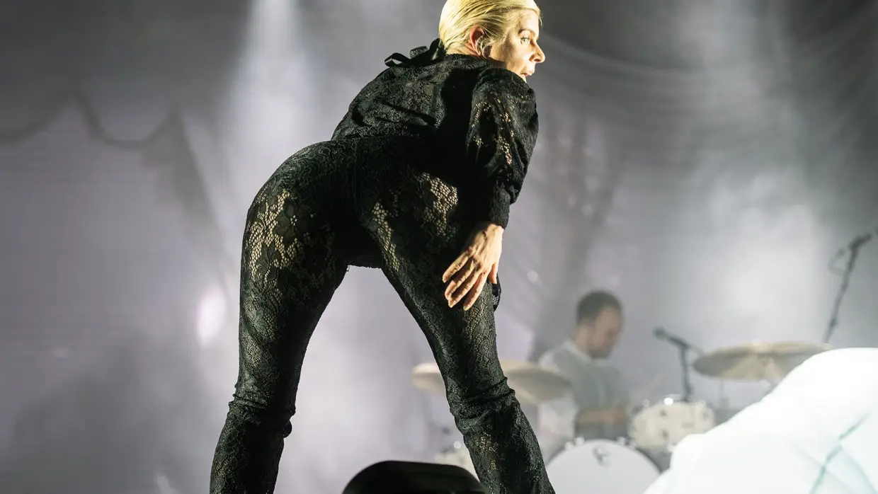 Robyn no NOS Alive 2019