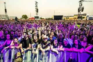 Festivais de música em Portugal. Primavera Sound está negro. NOS Alive e Rock in Rio no cinzento. Os outros, logo se verá