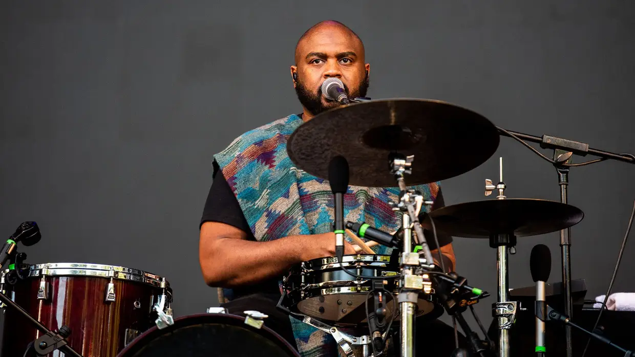 Khruangbin no Vodafone Paredes de Coura 2019