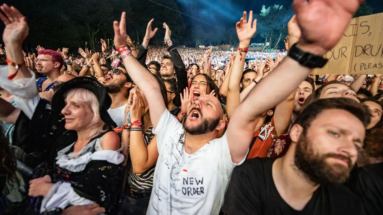 New Order no Vodafone Paredes de Coura 2019