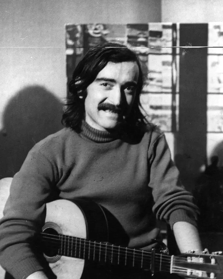 No regresso a Portugal, cinco dias depois do 25 de Abril de 1974