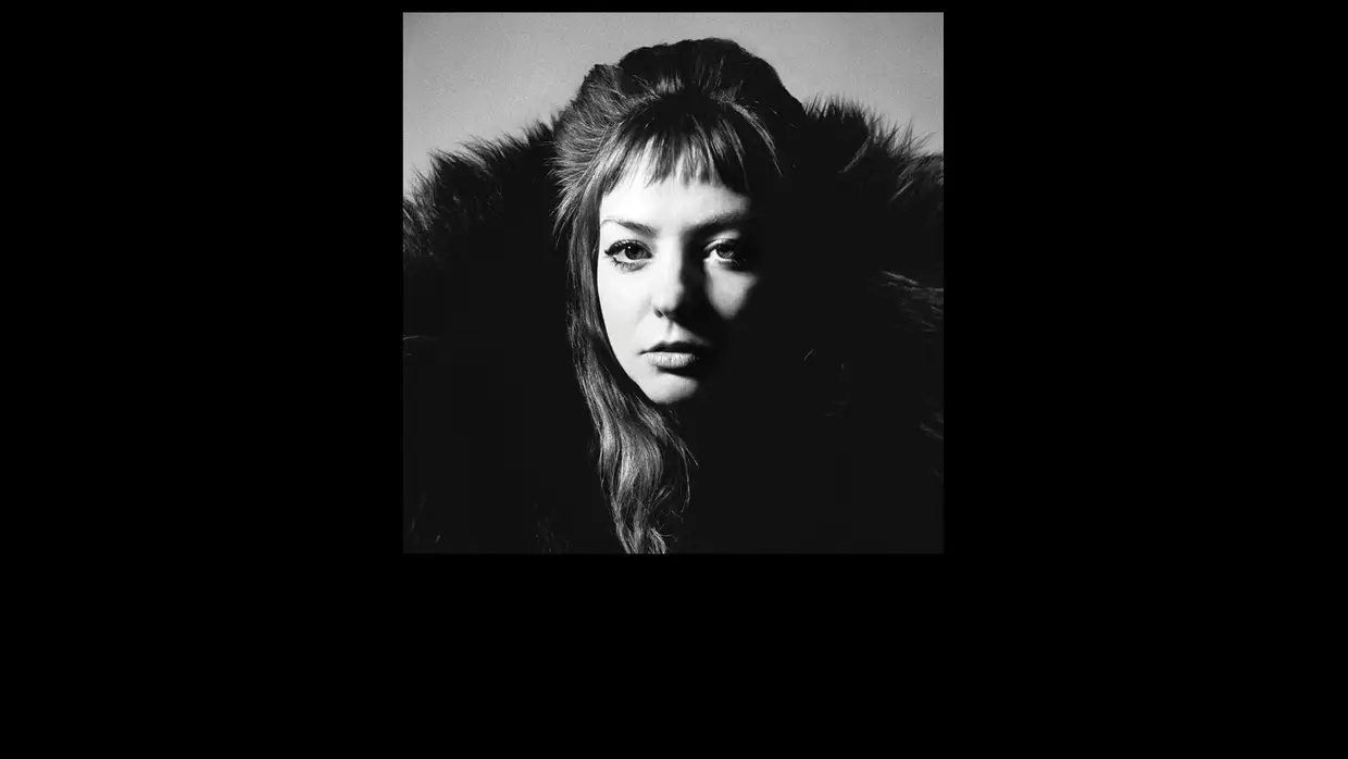 8. Angel Olsen - All Mirrors