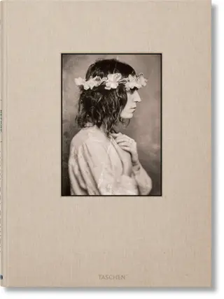 “Before Easter After”: fotos de Patti Smith por Lynn Goldsmith, uma edição da Taschen