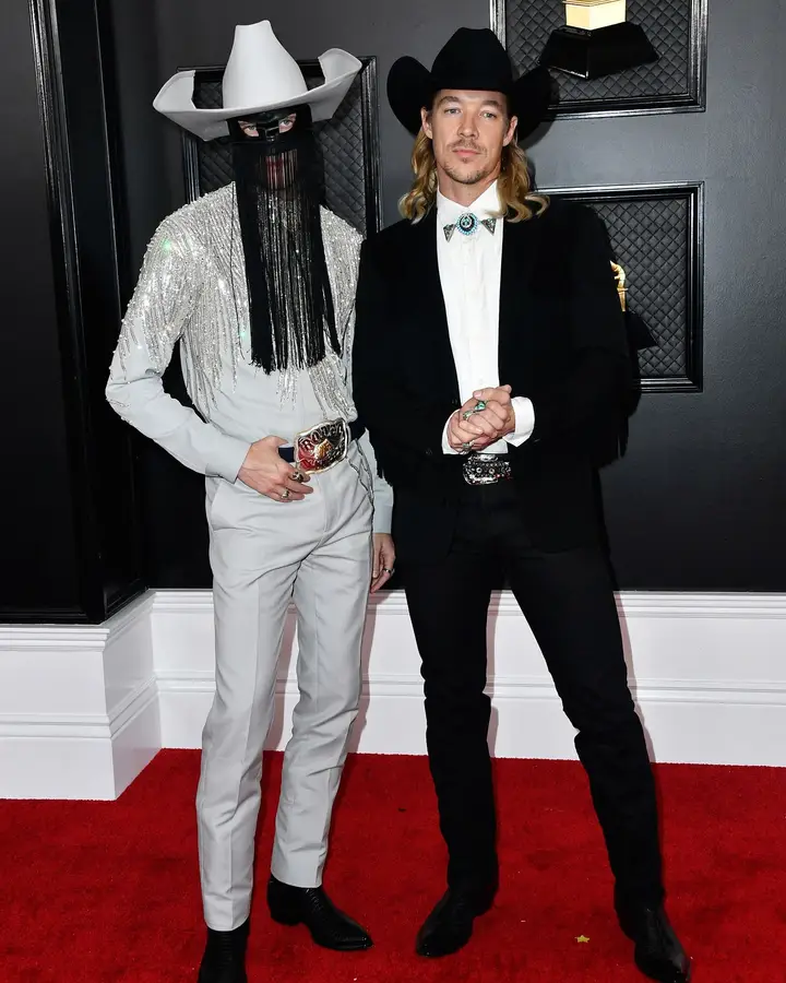 Diplo surgiu na passadeira vermelha ao lado de Orville Peck