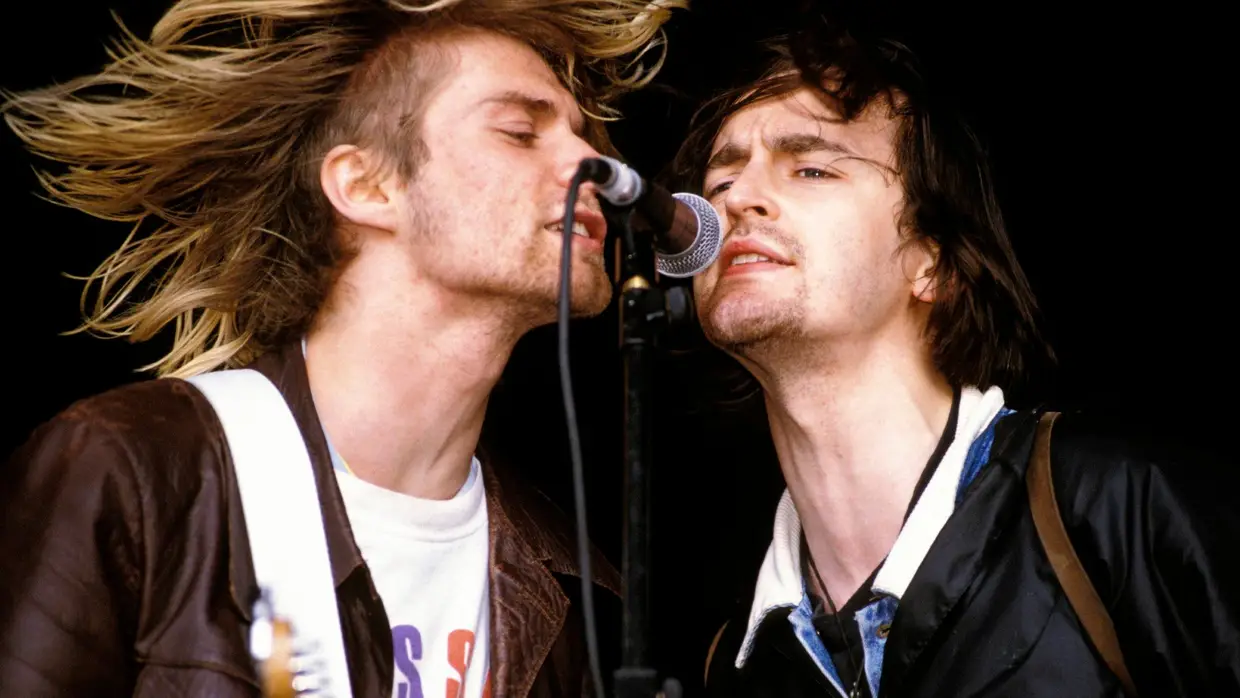 Ao vivo no festival inglês de Reading, em agosto de 1991, com Eugene Kelly (dos Vaselines, uma das suas bandas preferidas)