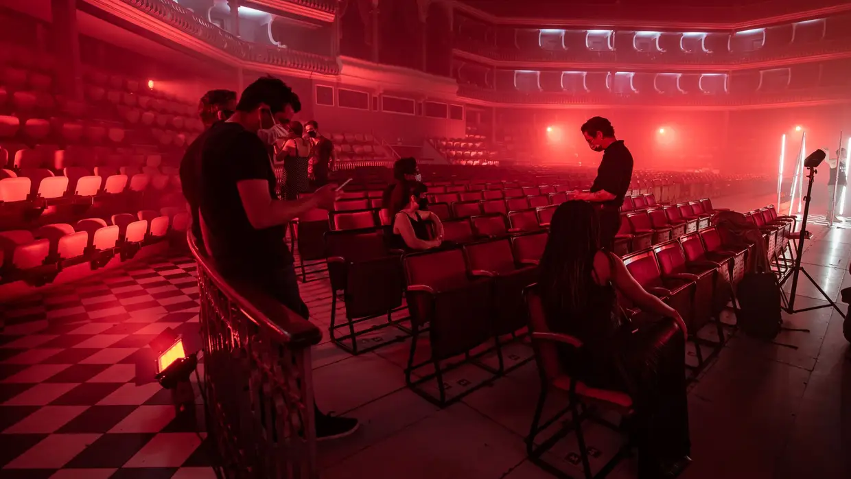Desconectados - videoclip com participação de Jorge Palma, Wraygunn e Blind Zero
