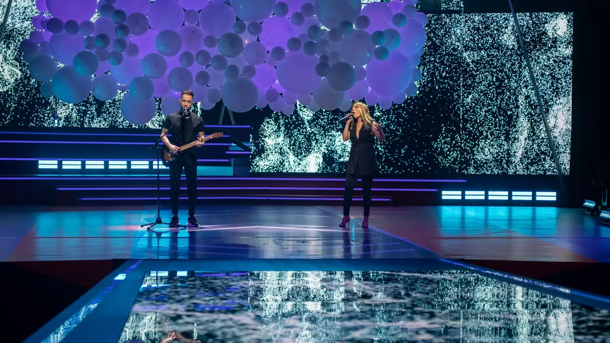 Ana Bacalhau e Diogo Piçarra cantaram 'O Erro Mais Bonito'