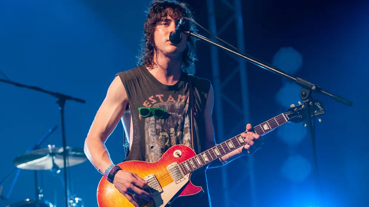 MGMT, Alive 2008