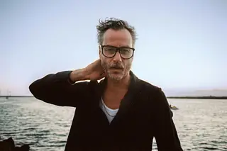 Matt Berninger: “Temos de reconstruir a América a partir do zero”. Entrevista com o vocalista dos National, na estreia a solo