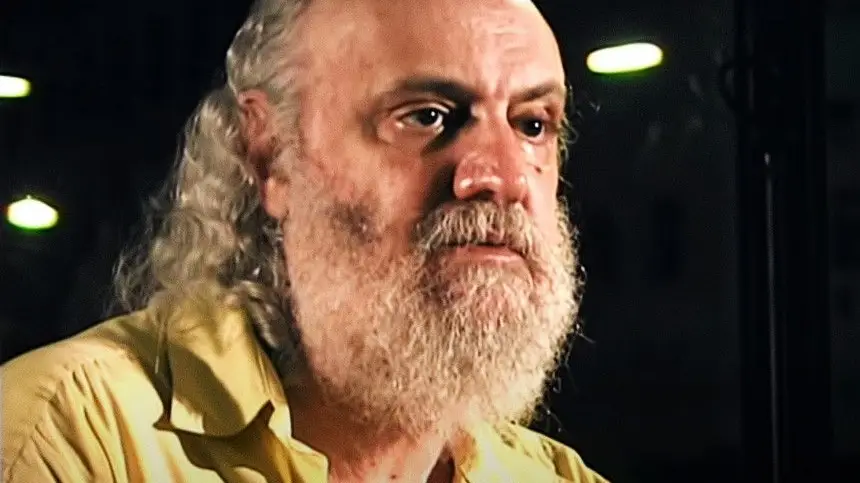 Aldir Blanc (73 anos) a 4 de maio