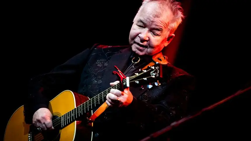 John Prine (73 anos) a 7 de abril