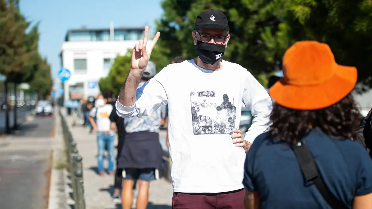 Xinobi na Manifestação "Junta-te à fila para o que o circuito não morra" - Lux-Frágil (Lisboa), 17.10.20