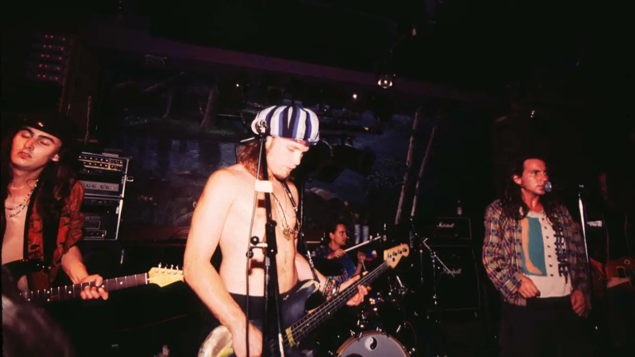 Pearl Jam 1990-92