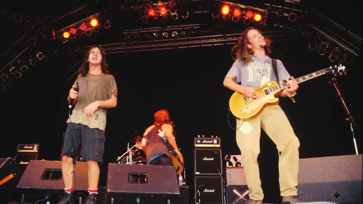 Pearl Jam 1990-92