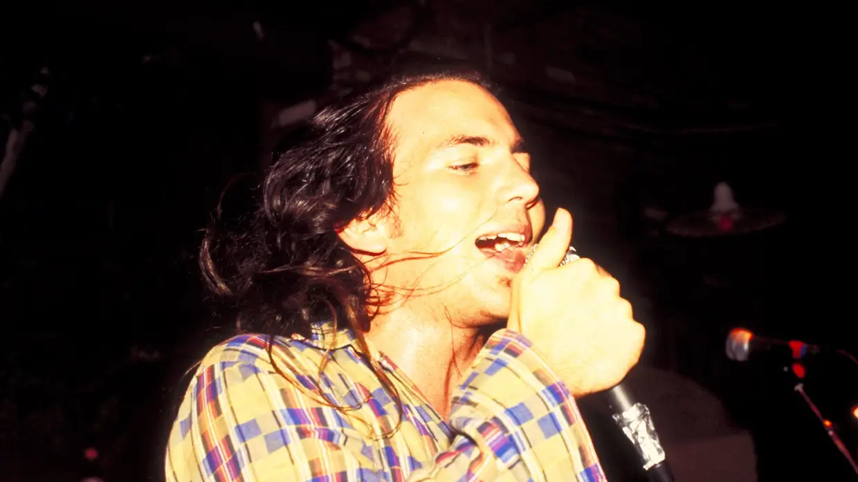 Pearl Jam 1990-92