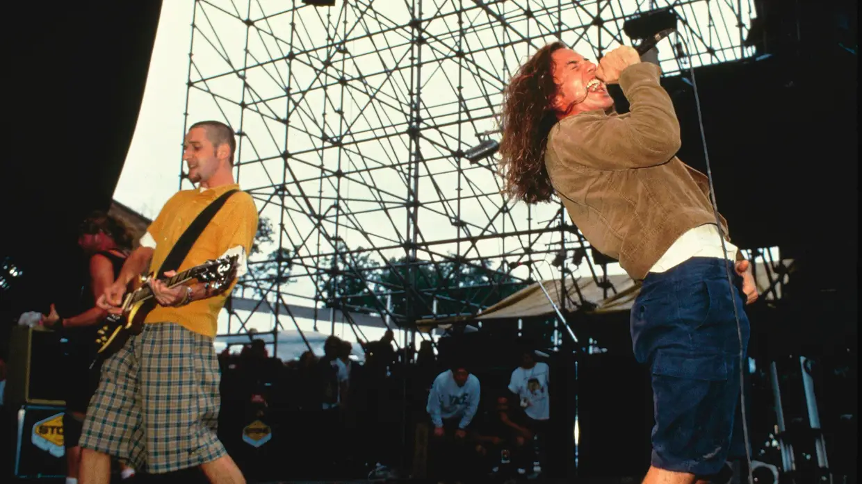Pearl Jam 1990-92