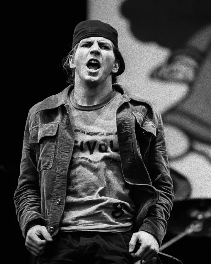 Pearl Jam 1990-92