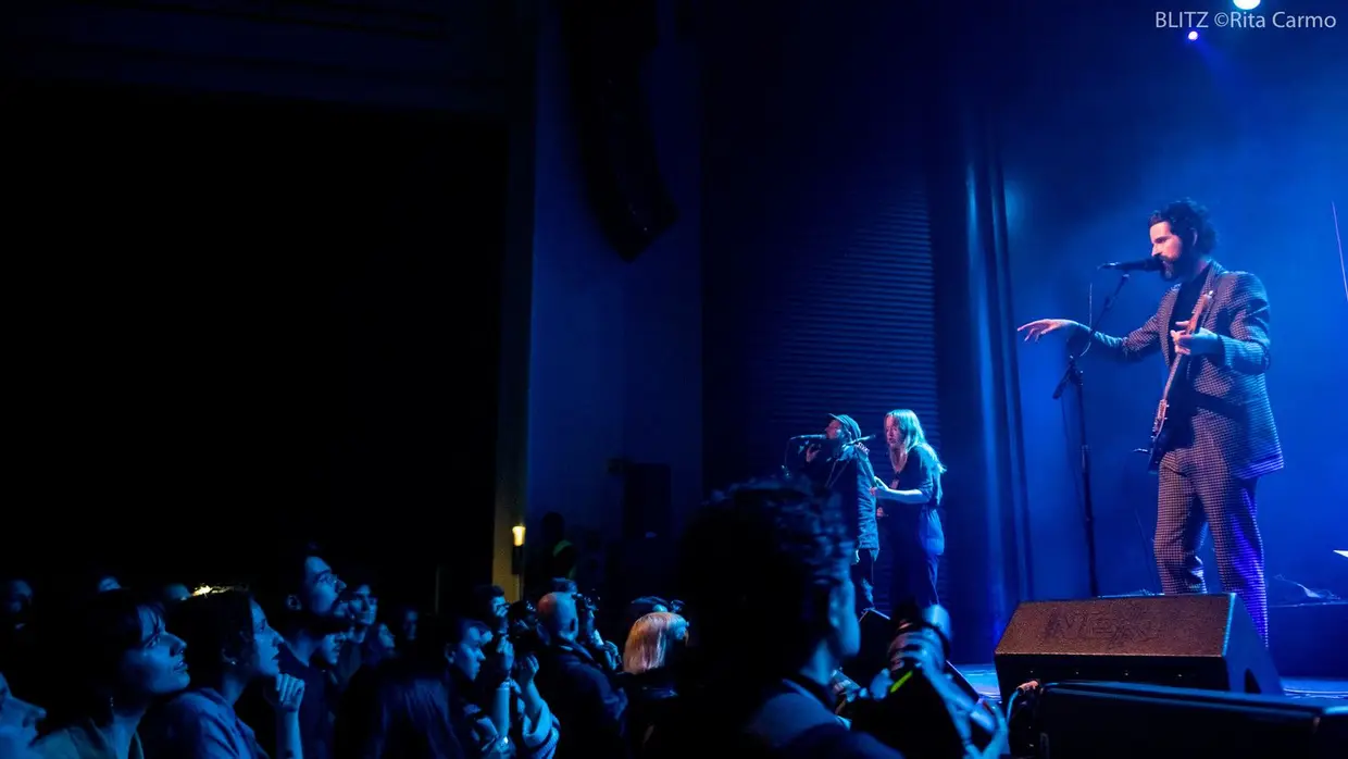 No início de 2020, Devendra Banhart levou uma enchente (e muitos sorrisos) no Capitólio, em Lisboa