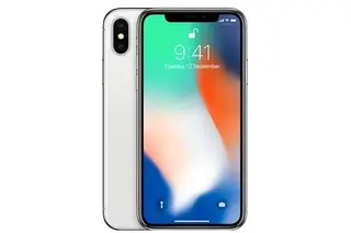 Apple prepara iPhone X com terceira câmara para 2019