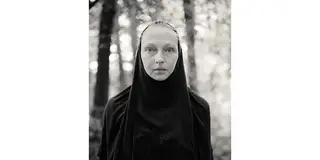 Uma das fotos da série Ex-Voto de Alys Tomlinson