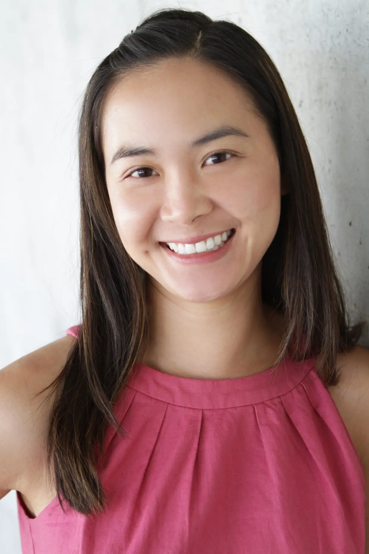 Helen Chiang, Studio Head, Minecraft (dia 7, 10h55m, palco central).Mais do que um jogo, Minecraft é uma plataforma educativa usada em centenas de escolas nos Estados Unidos e na Europa. Como é que os miúdos vão ganhar as competências necessárias para as profissões do futuro? Algumas das respostas podem ser dadas por Chiang.