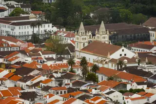 Terceira Tech Island: ITUp prepara formação em Outsystems que pretende revitalizar economia da Ilha Terceira