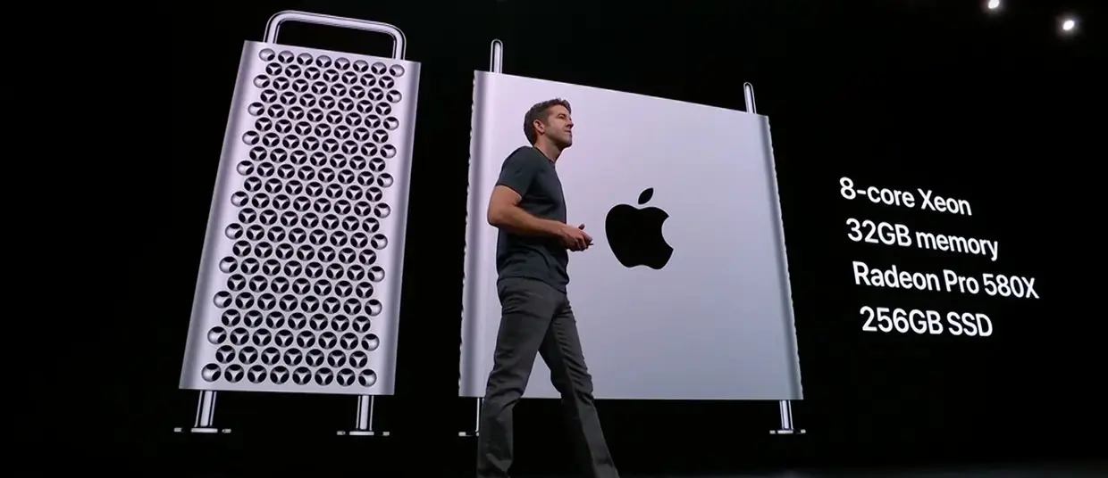 O chamado "ralador de queijo" da Apple vai ter um processador até Intel Xeon de 28 núcleos, memória RAM até 32 GB, armazenamento SSD de 256 GB e uma placa gráfica Radeon Pro 580X. Preço inicial de 5999 dólares