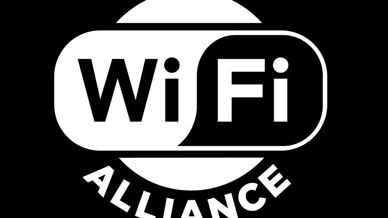 Quem está a desenvolver o Wi-Fi 6? As normas e as nomenclaturas são da responsabilidade da Wi-Fi Alliance, organização sem fins lucrativos criada em 1999 que tem como missão fazer a certificação de interoperabilidade de produtos de rede local baseados em torno do padrão genérico sem fios IEEE 802.11.