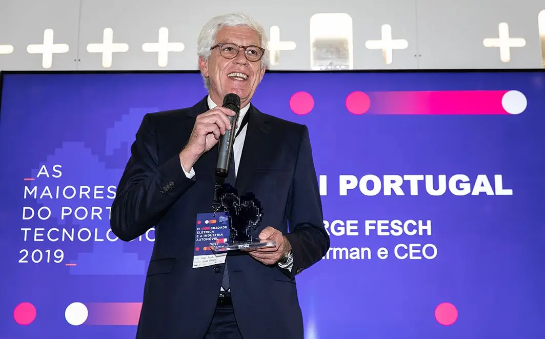 Jorge Fesch, líder da Sakthi Portugal, recebeu o prémio Top Score do Setor Automóvel. A Sakthi tem uma unidade com 700 profissionais em Portugal, que produz componentes de segurança para automóveis