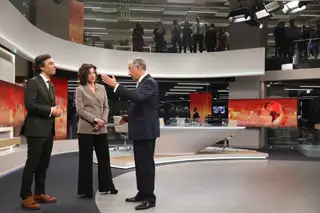 Marcelo Rebelo de Sousa deu uma entrevista em pé no estúdio da SIC/-Notícias