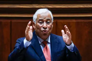 Costa tenta Orçamento-espargata