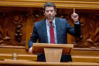 Sondagem. Quatro meses após as legislativas, Chega dispara e o PS cai