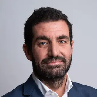 Jogo Online: de boas intenções está o Parlamento cheio