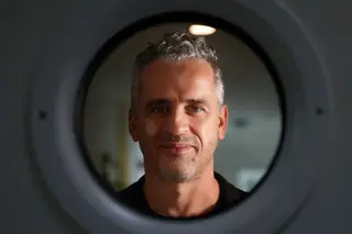 José Luís Peixoto: "O jornal em papel tem um lugar próprio. E sinto que tem futuro"