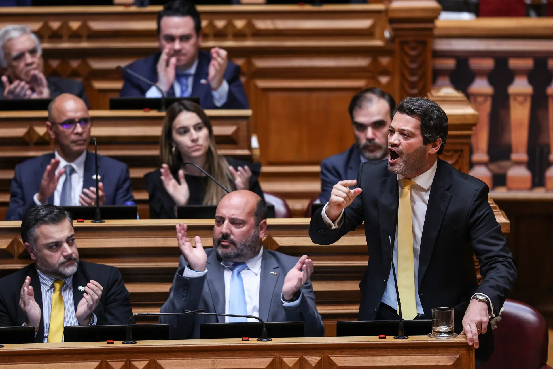 Partidos Acusam Chega De Persegui O S Comunidades Ciganas Expresso