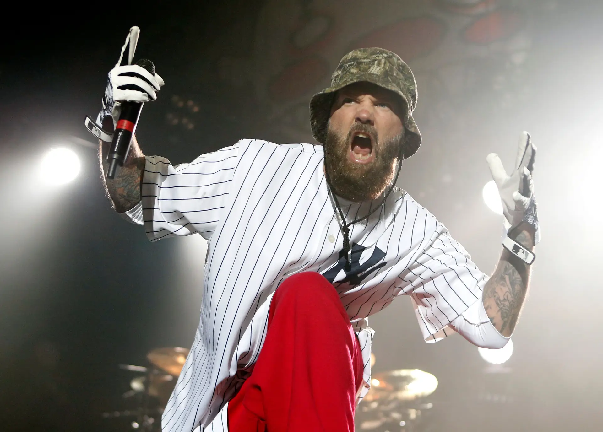 Fred Durst dos Limp Bizkit começa nova digressão novo visual Expresso