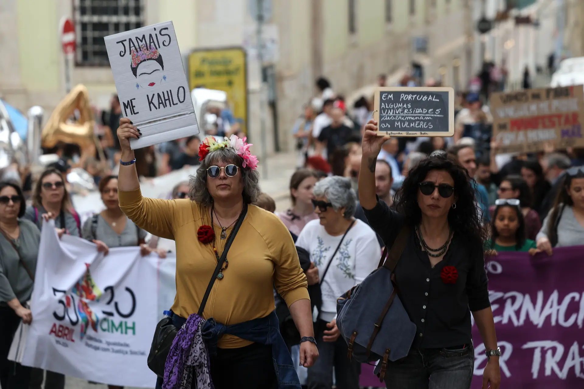 N O Voltaremos Atr S Mais De Mil Mulheres Manifestam Se Em Lisboa