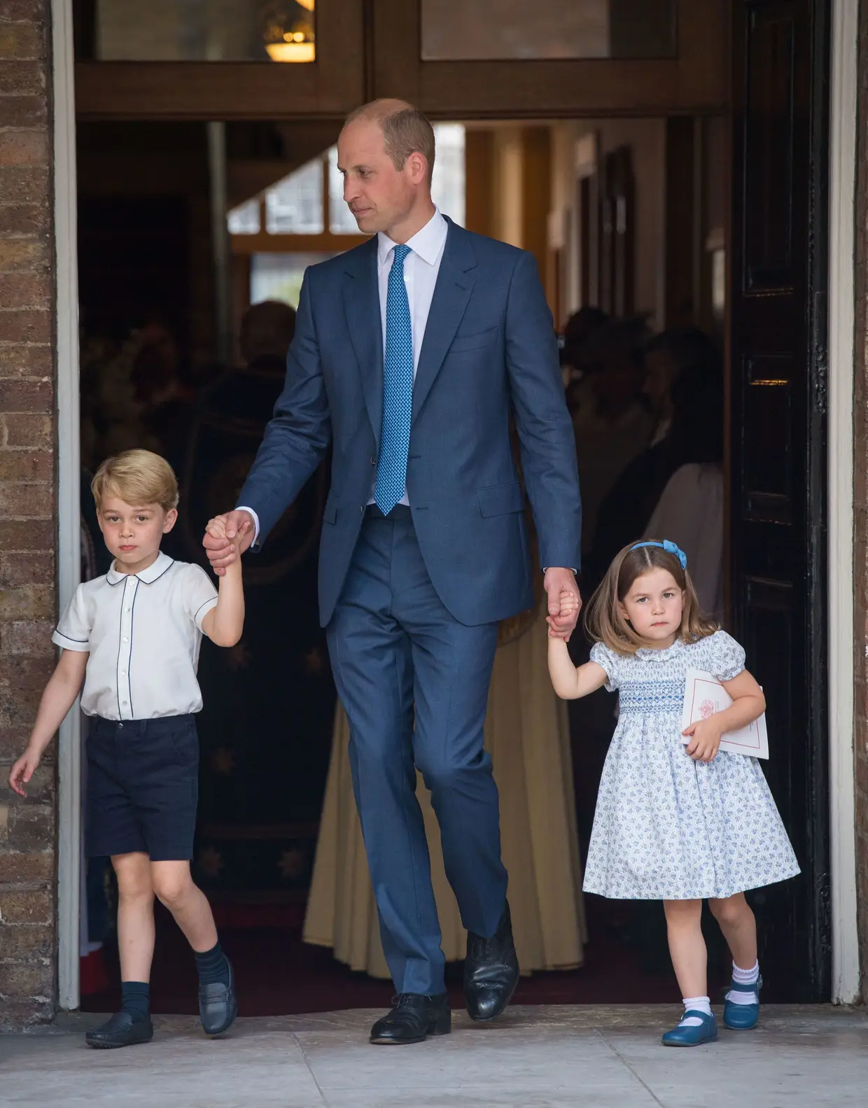 O príncipe William com os filhos mais velhos, George e Charlotte