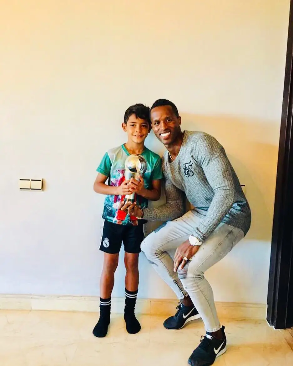 José Semedo com o filho mais velho do craque madeirense, Cristiano
