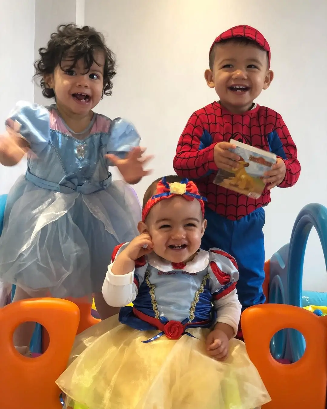 Eva, Alana Martina e Mateo