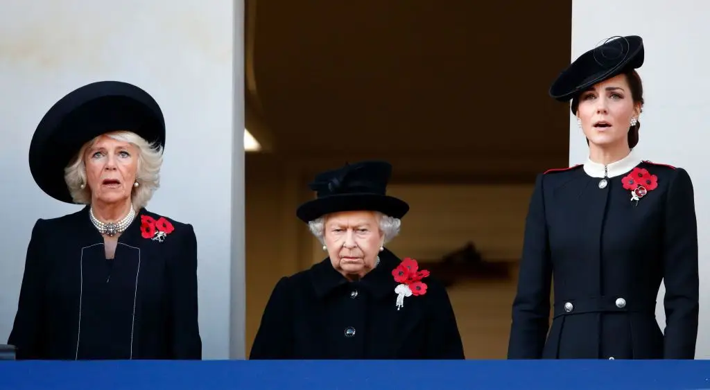 Camilla, Isabel II e Kate Middleton