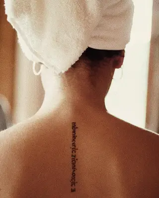 A nova tatuagem de Carolina Loureiro