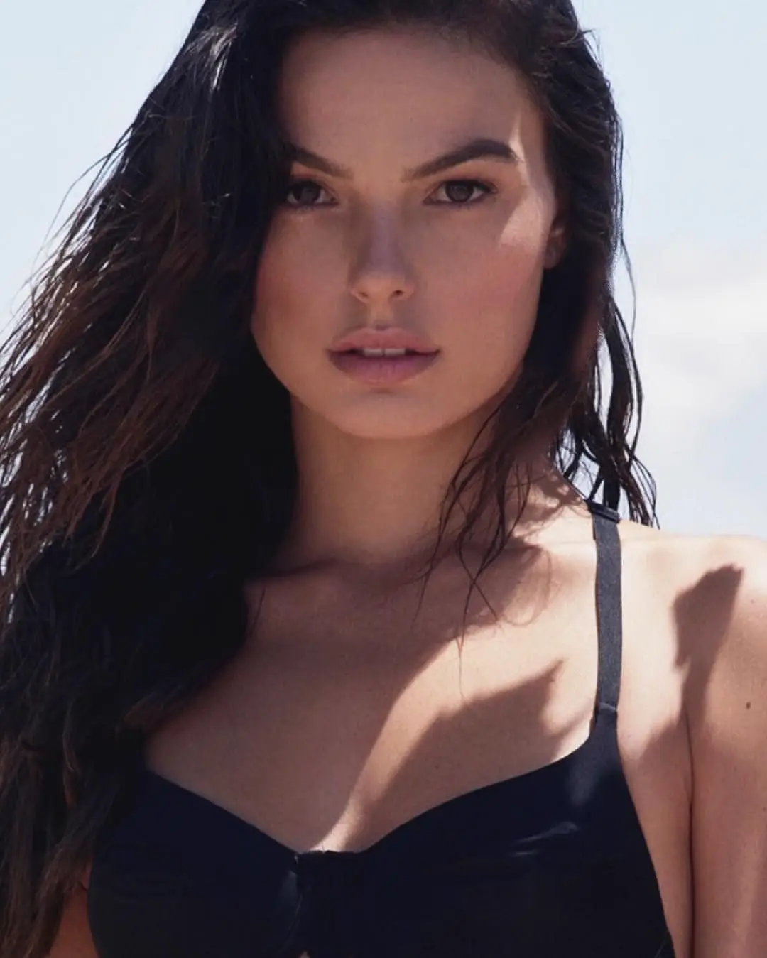 Isis Valverde