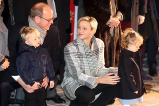 Alberto e Charlene com os filhos, Jacques e Gabriella