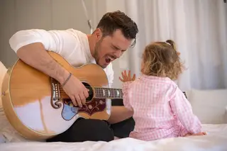 Mickael Carreira com a filha, Beatriz