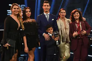 Katia Aveiro, Georgina Rodríguez, Cristiano Ronaldo, Cristiano Jr., Elma Aveiro e Dolores Aveiro