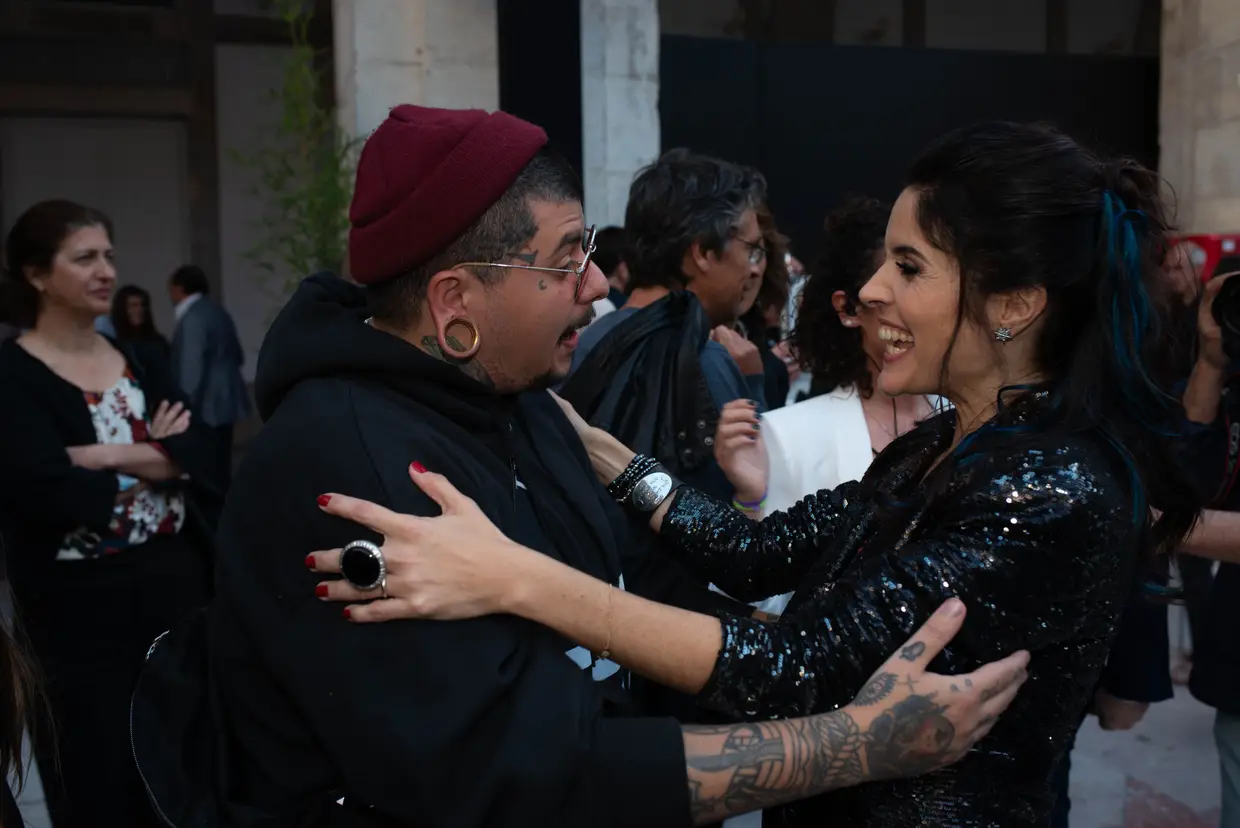 Agir e Roberta Medina