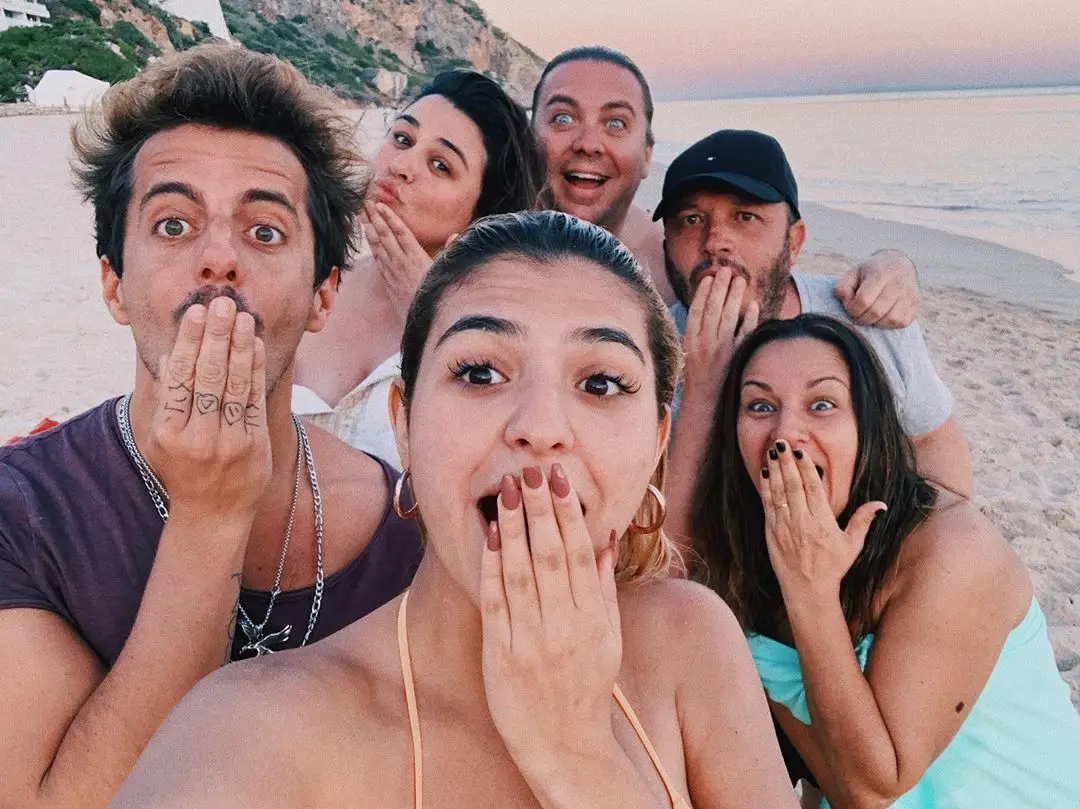 Bárbara Bandeira, o namorado, Kasha, o pai, Rui Bandeira, e a mãe, Siara Holanda,