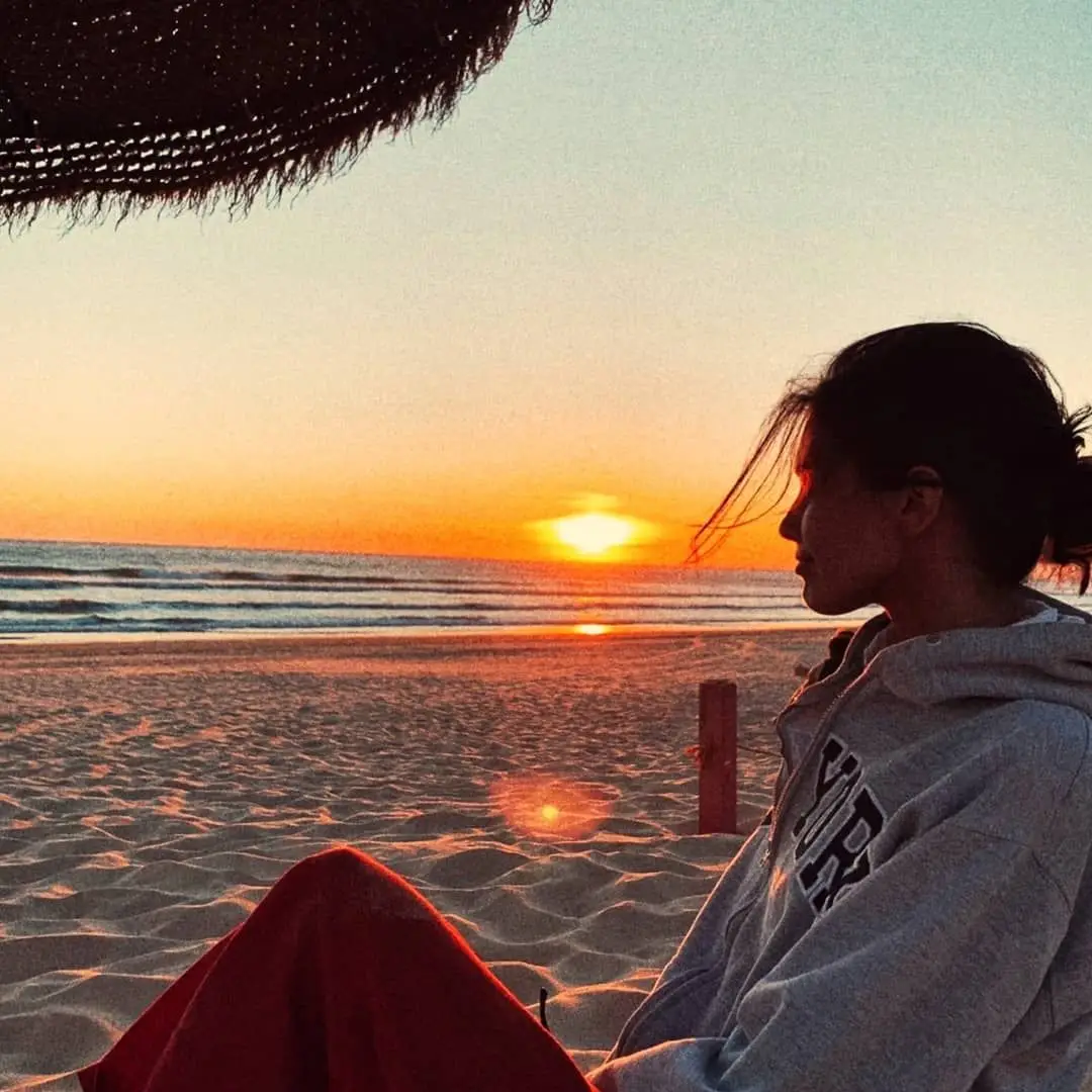 Isabela Valadeira foi à praia com José Mata, Isaac Alfaiate e a namorada
